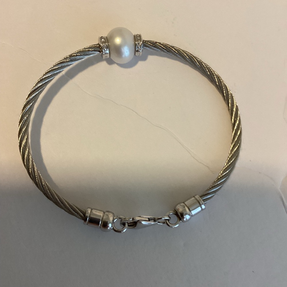 925 Sterling Silver Twisted Cable Pearl Bangle Bracelet Classic Layering Piece - Picture 2 of 10